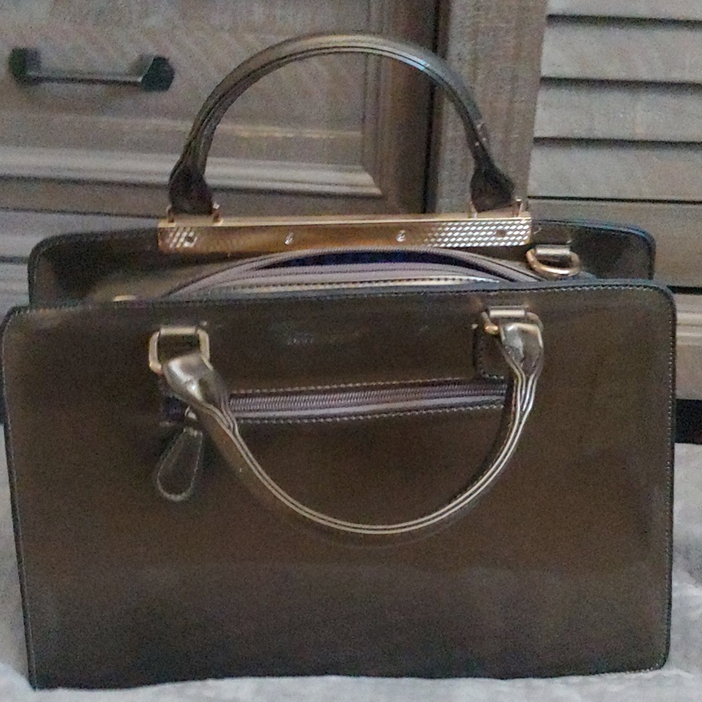 NWT! INSPIRED PRDA PURSE - Picture 2 of 3